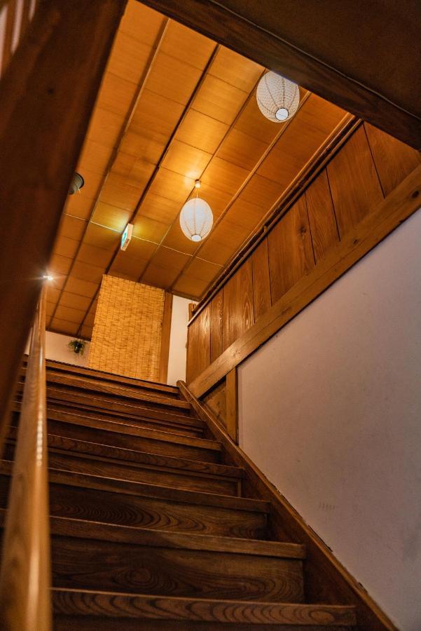 Aibiya Bed & Breakfast Yamanouchi  Ngoại thất bức ảnh